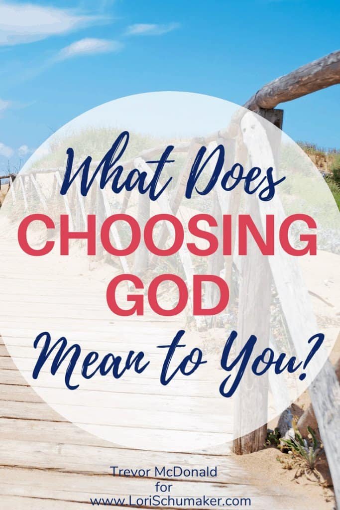 What does choosing God mean to you? Choosing God should make a difference in our lives. It should be our help in the time of struggle and our defense in the face of temptation | Faith in recovery | #addictionrecovery #choosingGod #Godslove #recovery