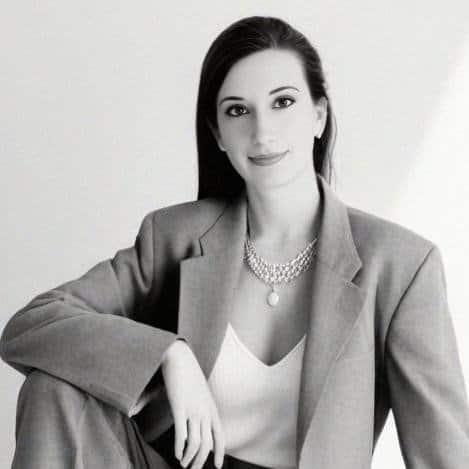 Lara Silverman, author of Singing Through Fire.